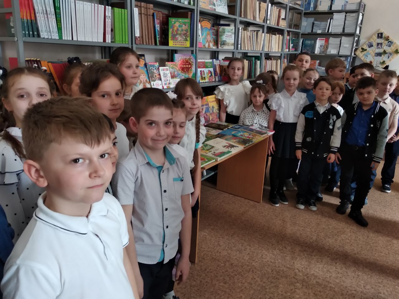 Изображения библиотеки.